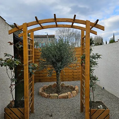 Le Nid De Moline 3 Etoiles Ferienhaus Villemoustaussou